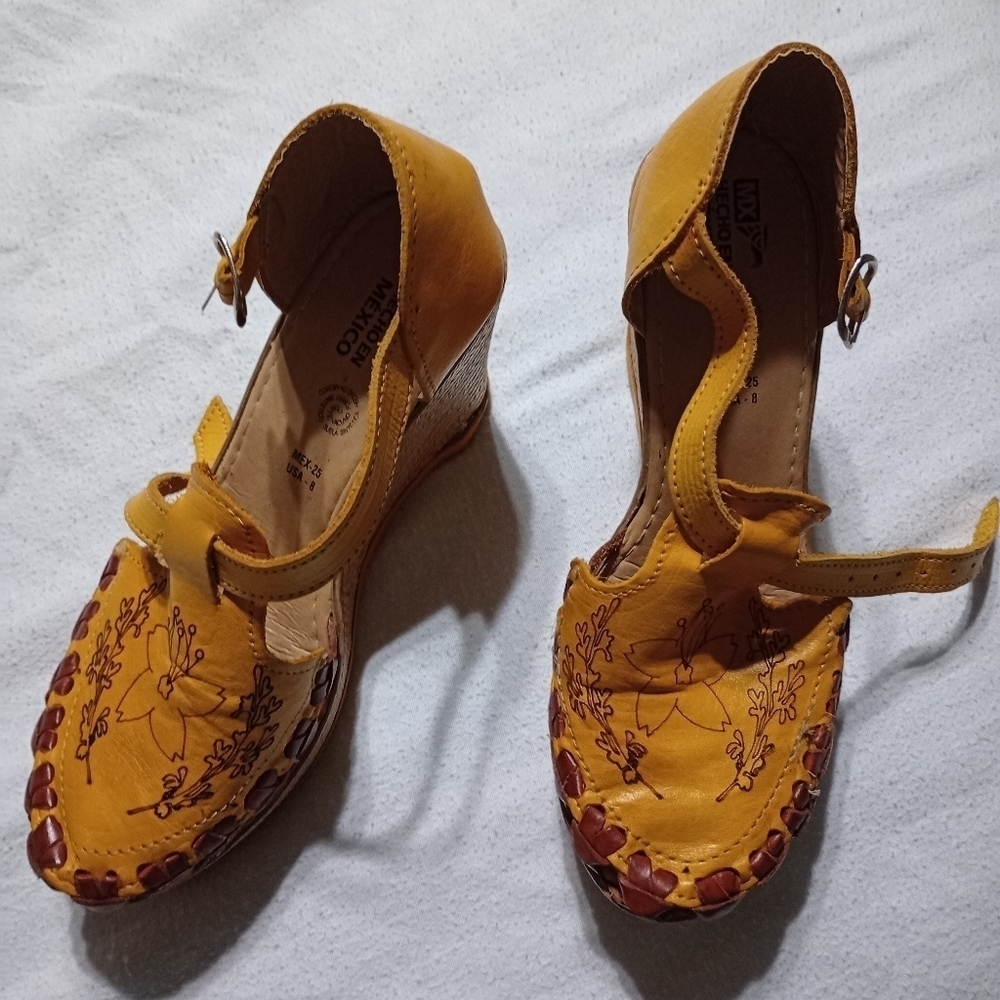 MX leather sandals size 8